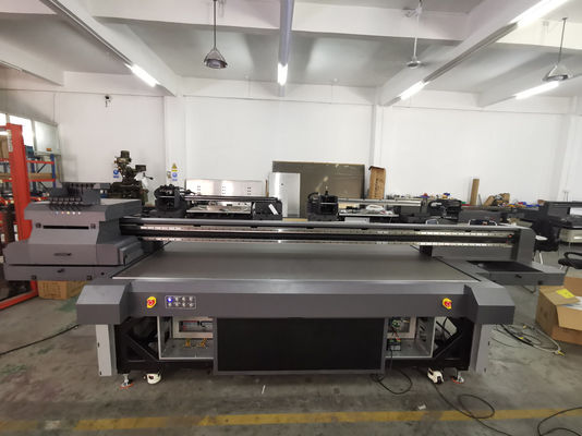 UV-Drucker mit 7PL/3PL-Technologie für flexible und starre Substrate