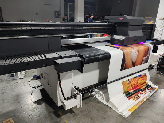 4.5 X 2.5 X 1.8 Meter automatischer Tintenstrahl-Roll-To-Roll-Drucker mit Windows System