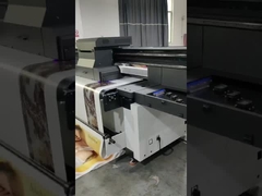 Vielseitiger UV-Drucker für verschiedene Materialien